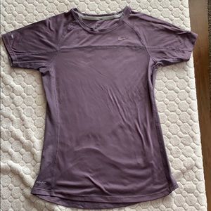 Nike Miler women’s Athletic Top